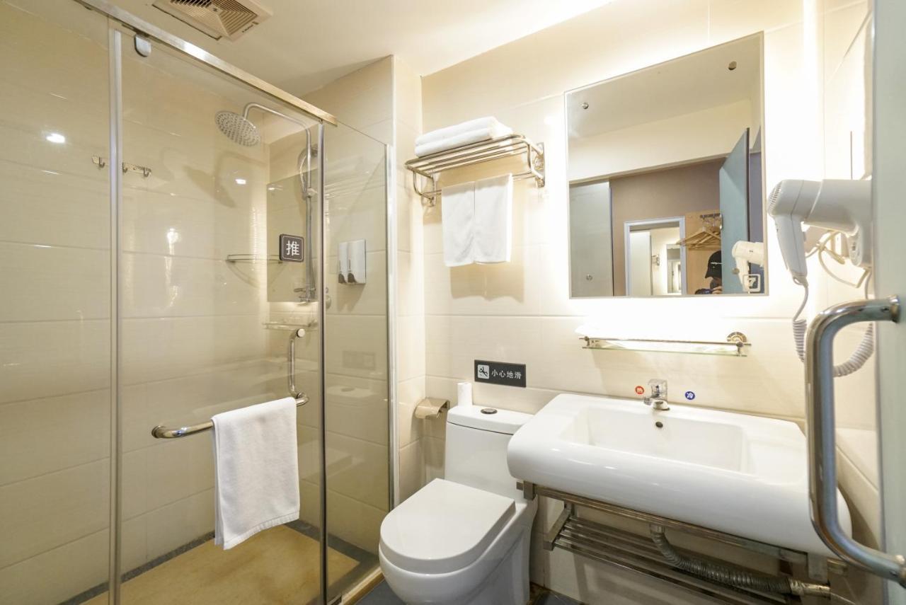 Jia Mei Xin Holiday Hotel Baiyun Airport Branch Kuangcsou Kültér fotó