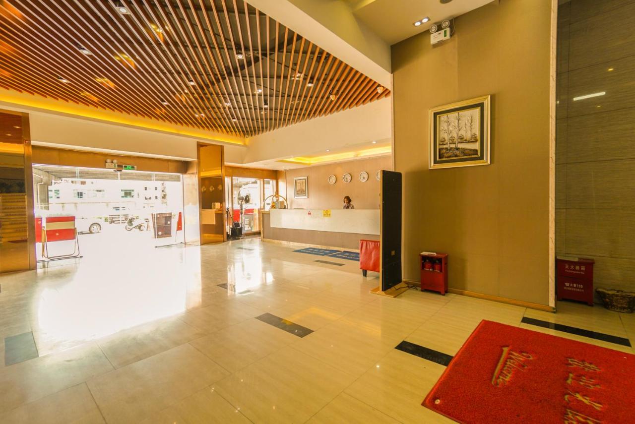 Jia Mei Xin Holiday Hotel Baiyun Airport Branch Kuangcsou Kültér fotó